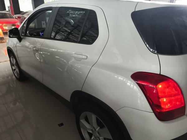 Chevrolet Trax 2014, 141600 км, за 3469 USD