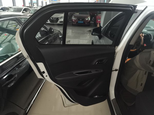 Chevrolet Trax 2014, 141600 км, за 3469 USD - фото 28