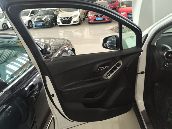 Chevrolet Trax 2014, 141600 км, за 3469 USD - фото 27