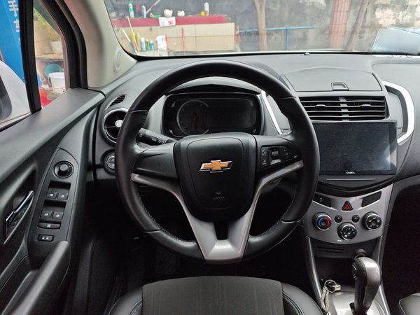 Chevrolet Trax 2014, 81600 км, за 5074 USD - фото 10