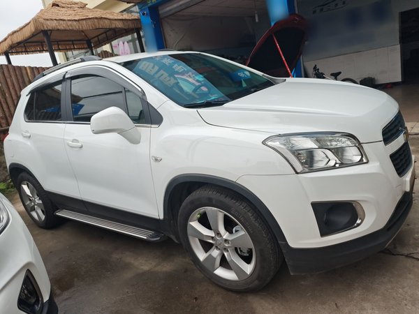 Chevrolet Trax 2014, 81600 км, за 5074 USD