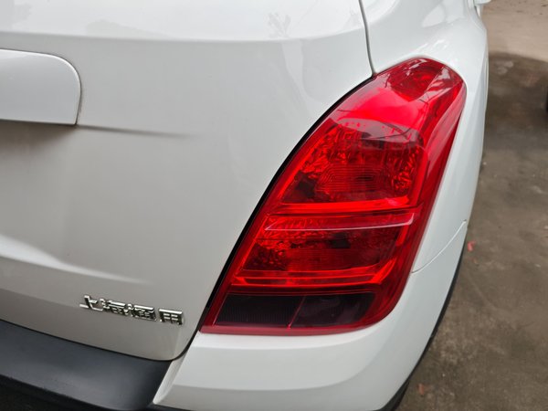 Chevrolet Trax 2014, 81600 км, за 5074 USD - фото 7