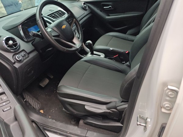 Chevrolet Trax 2014, 81600 км, за 5074 USD - фото 14