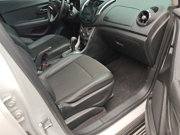 Chevrolet Trax 2014, 81600 км, за 5074 USD - фото 24