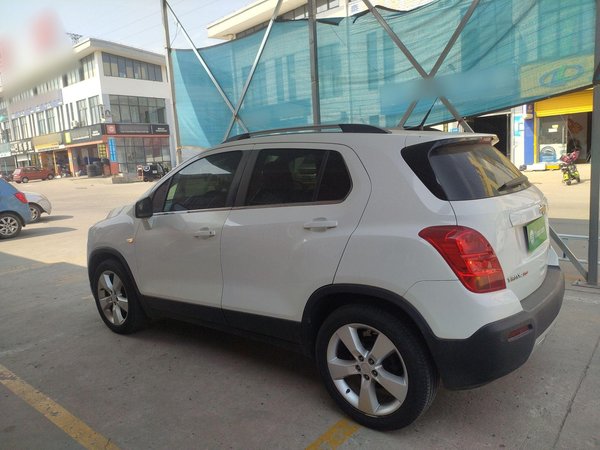 Chevrolet Trax 2014, 97400 км, за 4302 USD
