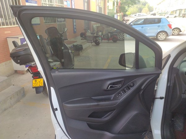 Chevrolet Trax 2014, 97400 км, за 4302 USD - фото 27