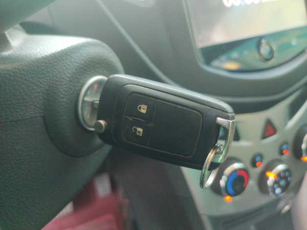 Chevrolet Trax 2014, 97400 км, за 4302 USD - фото 8