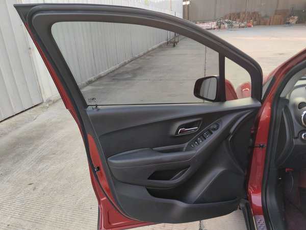 Chevrolet Trax 2016, 115900 км, за 5604 USD - фото 27