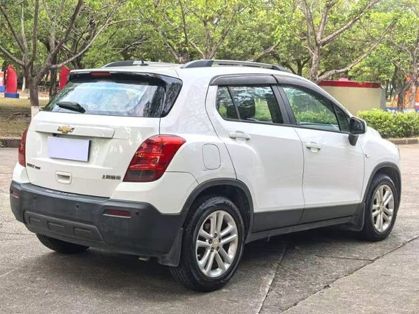 Chevrolet Trax 2016, 123700 км, за 4432 USD - фото 7