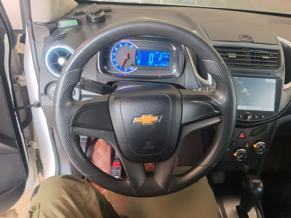 Chevrolet Trax 2016, 123700 км, за 4432 USD - фото 12