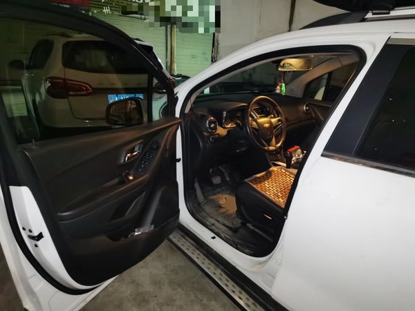 Chevrolet Trax 2016, 188400 км, за 4903 USD - фото 19