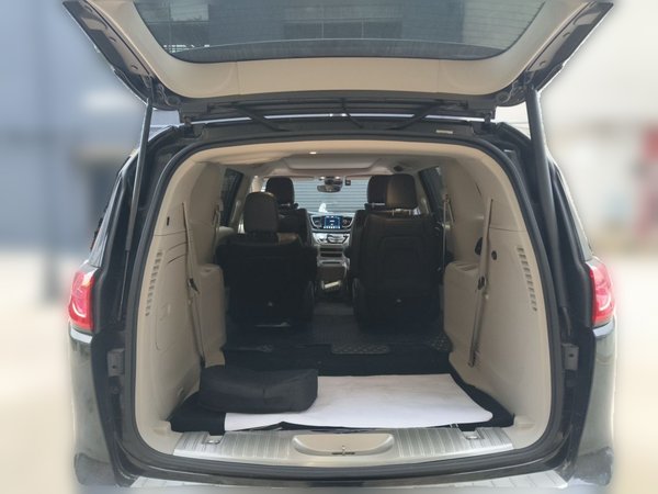 Chrysler Grand Voyager PHEV 2019, 27799 км, за 21949 USD - фото 20