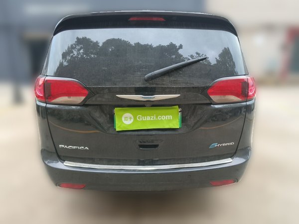 Chrysler Grand Voyager PHEV 2019, 27799 км, за 21949 USD