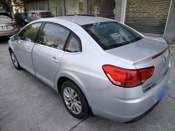 Citroen C-Quatre 2013, 52100 км, за 3850 USD