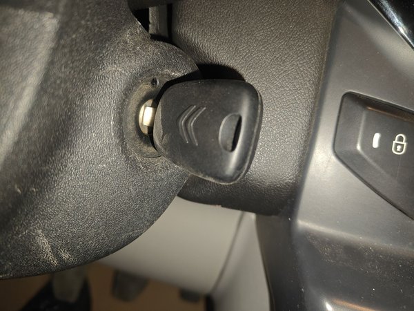 Citroen C-Quatre 2013, 73100 км, за 2784 USD - фото 9