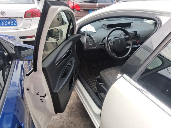 Citroen C-Quatre 2016, 121500 км, за 3816 USD - фото 8