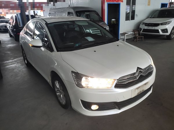 Citroen C-Quatre 2016, 54400 км, за 4096 USD