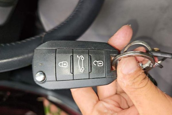Citroen C3-XR 2015, 126700 км, за 4421 USD - фото 17