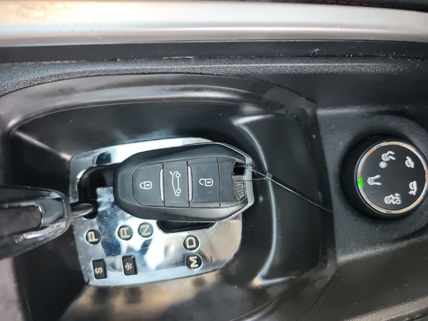 Citroen C3-XR 2015, 87400 км, за 4714 USD - фото 12