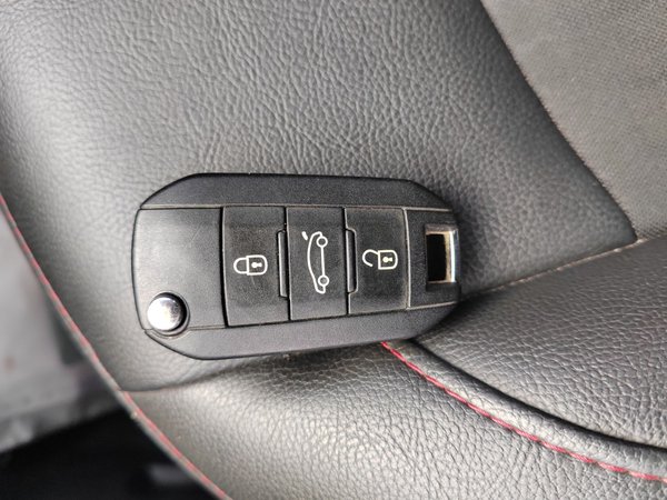 Citroen C3-XR 2015, 105600 км, за 4686 USD - фото 19