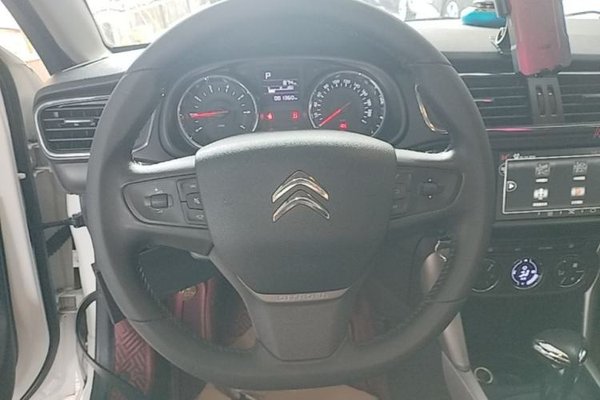 Citroen C3-XR 2015, 81400 км, за 5164 USD - фото 19