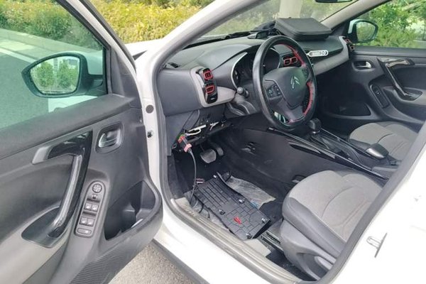 Citroen C3-XR 2019, 42100 км, за 6632 USD - фото 24