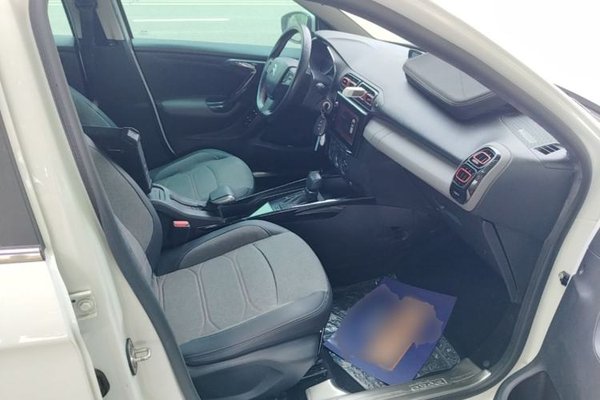 Citroen C3-XR 2019, 42100 км, за 6632 USD - фото 28
