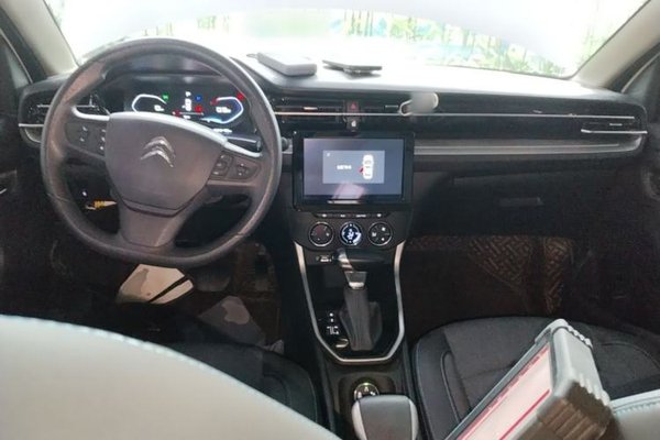 Citroen C3-XR 2021, 23400 км, за 9185 USD - фото 12