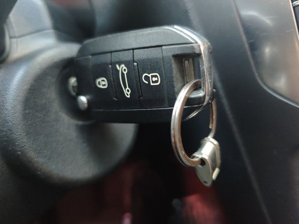 Citroen C4 Sega 2016, 132700 км, за 3403 USD - фото 9