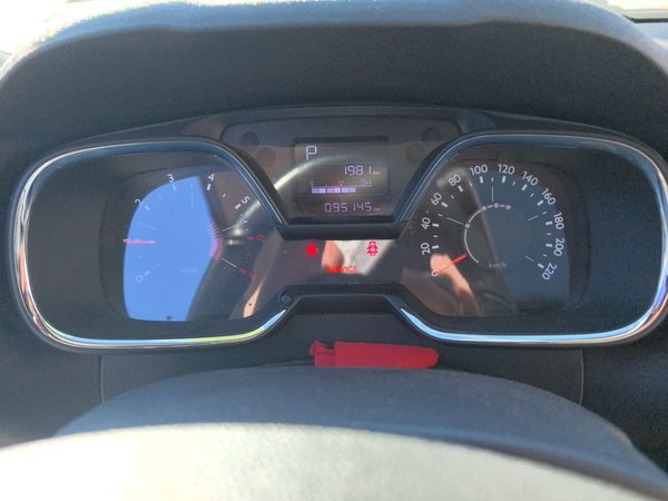 Citroen C4 Sega 2018, 95100 км, за 4361 USD - фото 12