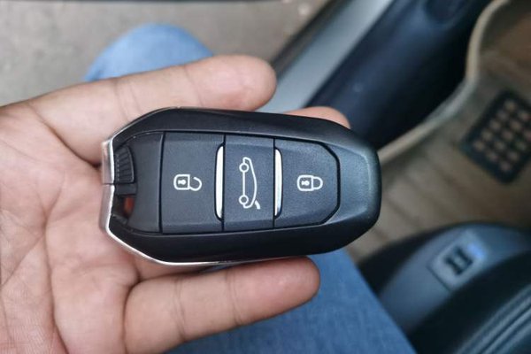 Citroen C4L 2014, 83600 км, за 2872 USD - фото 20
