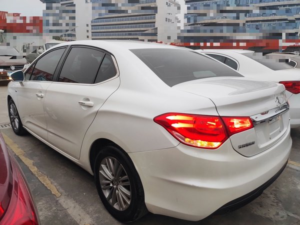 Citroen C4L 2014, 141700 км, за 4847 USD