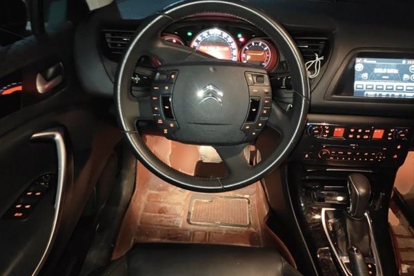 Citroen C5 2014, 113699 км, за 3563 USD - фото 11