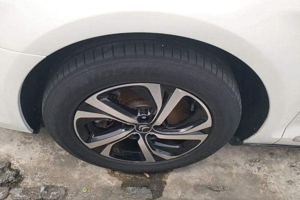 Citroen C5 2017, 82000 км, за 7913 USD - фото 10