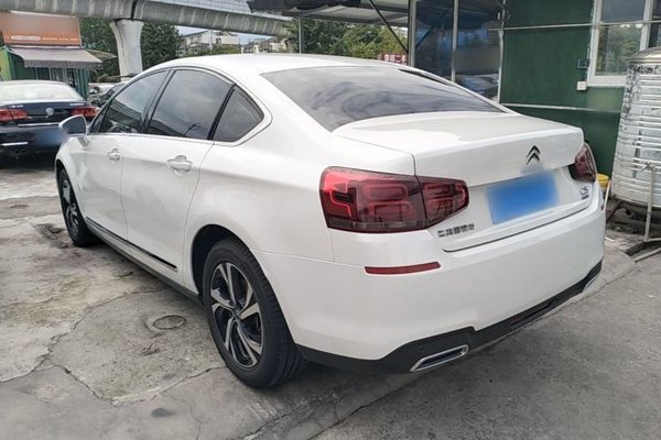 Citroen C5 2017, 82000 км, за 7913 USD