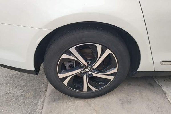 Citroen C5 2017, 82000 км, за 7913 USD - фото 11