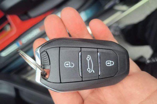 Citroen C5 AIRCROSS 2017, 93500 км, за 9437 USD - фото 23