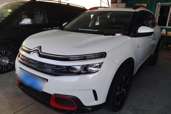 Citroen C5 AIRCROSS · 2017 год