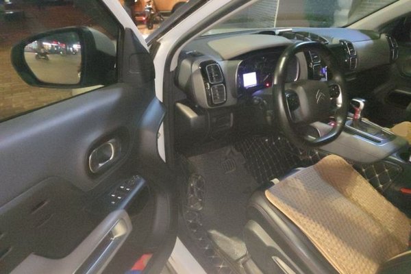 Citroen C5 AIRCROSS 2019, 104600 км, за 6118 USD - фото 17