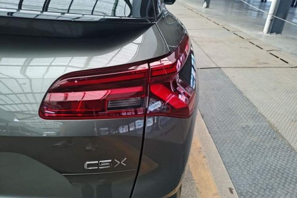 Citroen C5 X 2021, 87800 км, за 14086 USD - фото 9