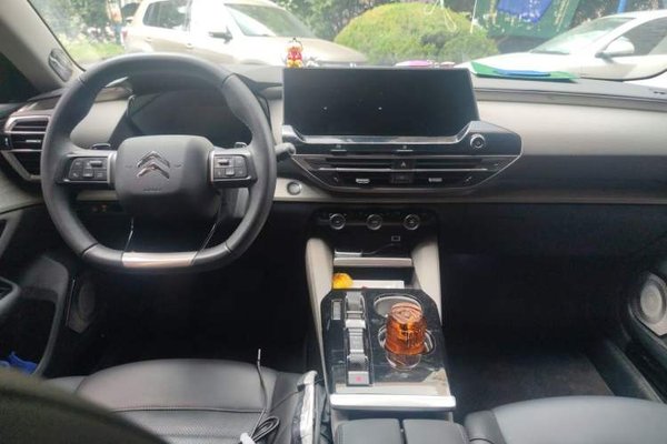 Citroen C5 X 2023, 20700 км, за 15137 USD - фото 10