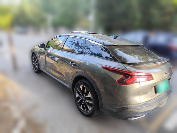 Citroen C5 X 2023, 20900 км, за 15536 USD
