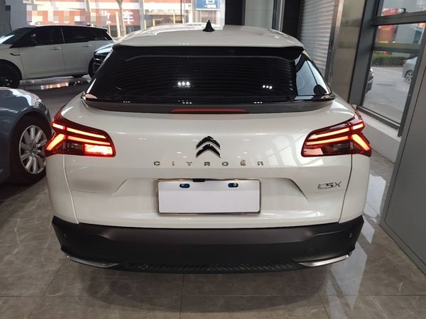 Citroen C5 X 2023, 34100 км, за 14573 USD