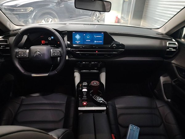 Citroen C5 X 2023, 34100 км, за 14573 USD - фото 13