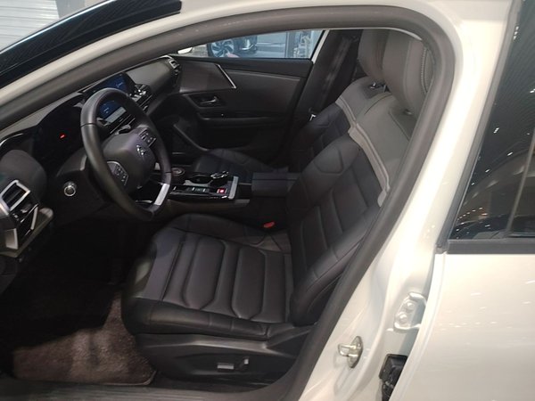 Citroen C5 X 2023, 34100 км, за 14573 USD - фото 18