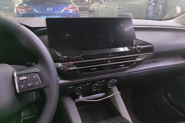 Citroen C5 X 2024, за 16550 USD - фото 21