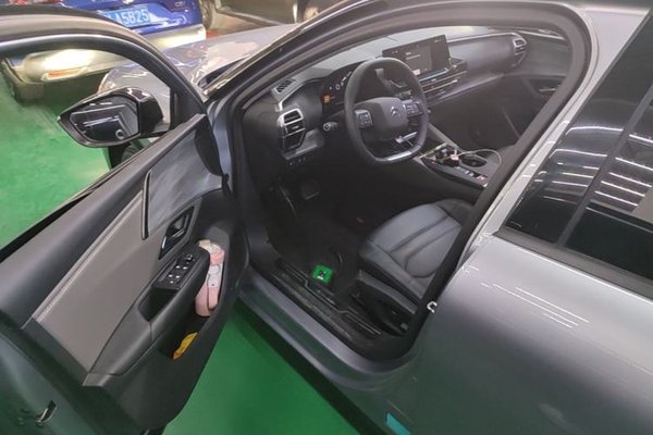 Citroen C5 X 2024, за 16550 USD - фото 24