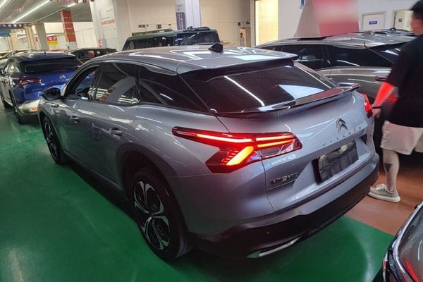 Citroen C5 X 2024, за 16550 USD - фото 13