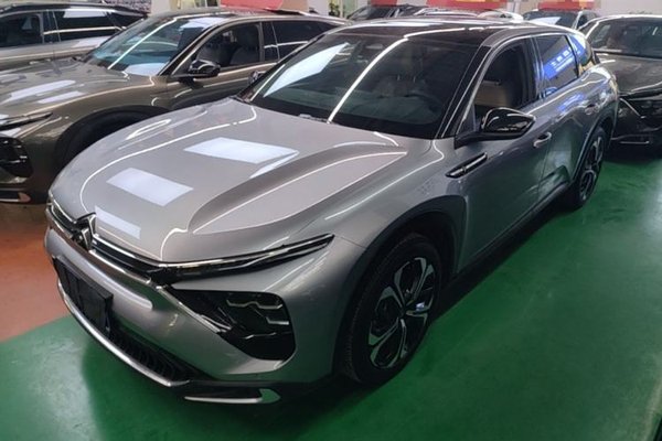 Citroen C5 X · 2024 год