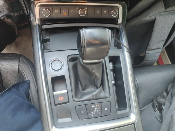 Citroen C6 2017, 177900 км, за 8657 USD - фото 13